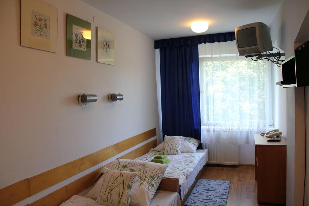 Hotel Mistia Cracóvia Quarto foto